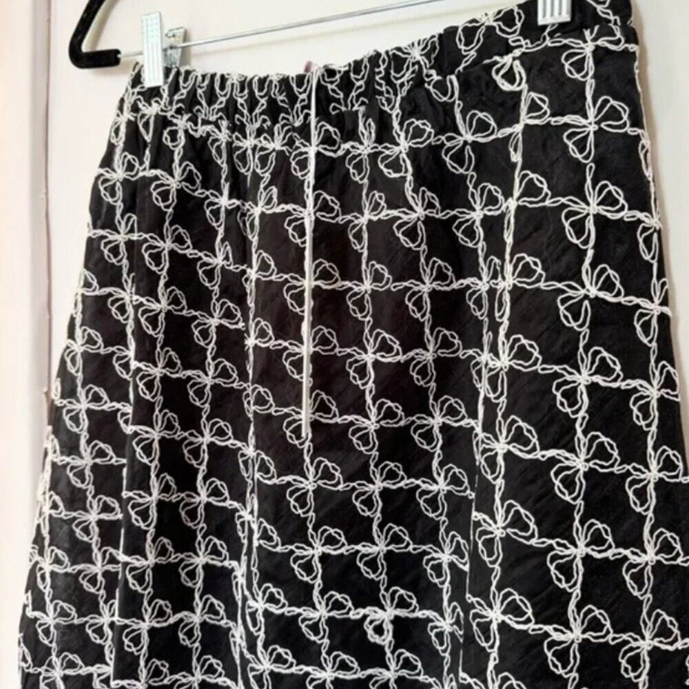 NWT Lisa Says Gah Molly Skirt in Bows Ribbons Black White XS/S Oversized - Picture 5 of 7